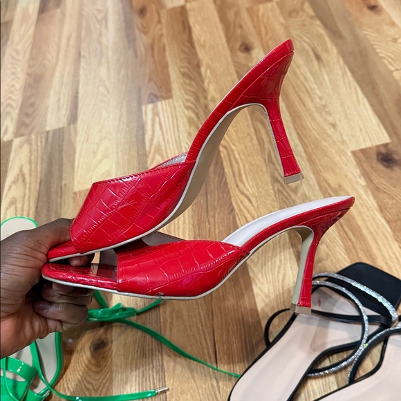 3 pairs of heels for $15 - Picture 7 of 12